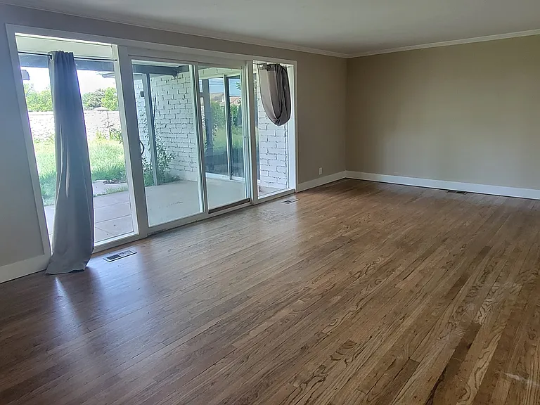 8490 S 1330 E — Photo 36