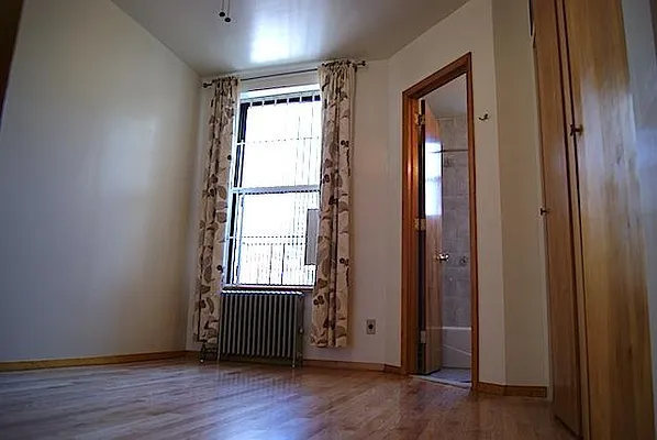 Rented by Town Residential | media 10