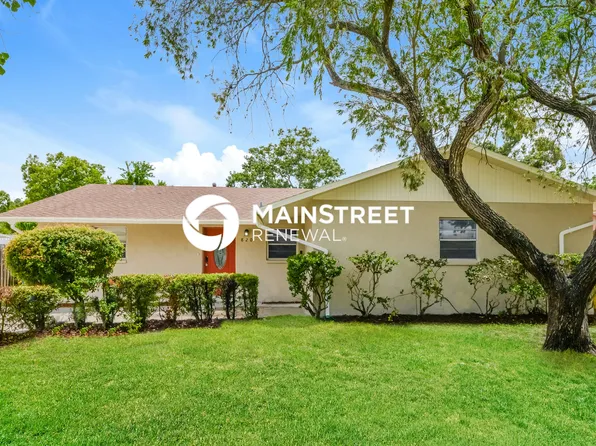 820 65th Avenue Dr W, Bradenton, FL 34207