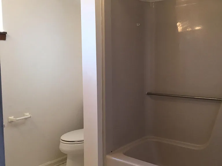 6 Pearson Ave #B — Photo 7