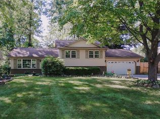 1782 Brockton Dr, Youngstown, OH