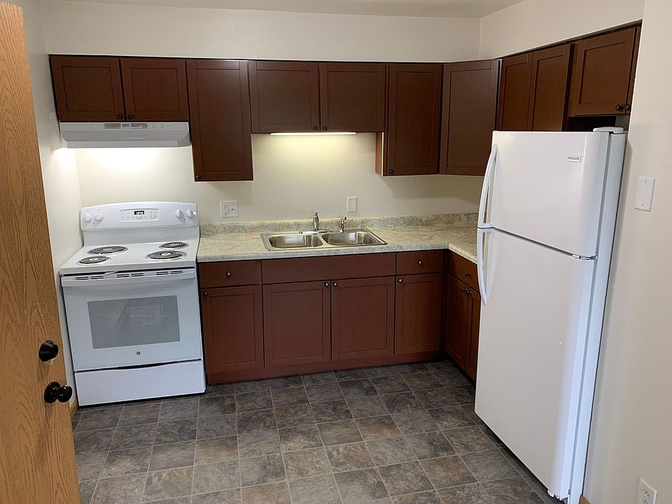 1st image of 719 Kellogg Ave APT 1