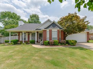 7111 Red Bud Cir, Fort Smith, AR 72916