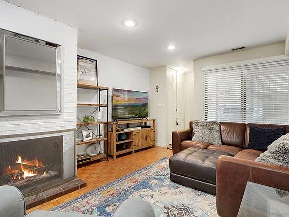 2nd image of 536 W Eugenie St #1