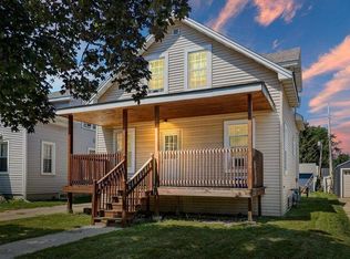 1610 76th St, Kenosha, WI 53143