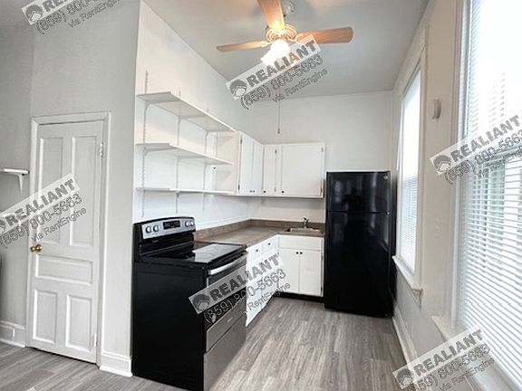 3rd image of 471 Foote Ave Unit 2