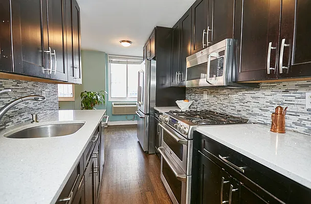 Rented by Prime Realty | media 3