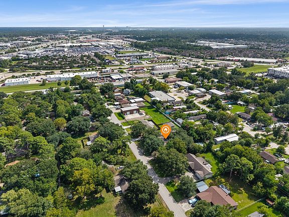 2nd image of 20615 Marilyn Ln
