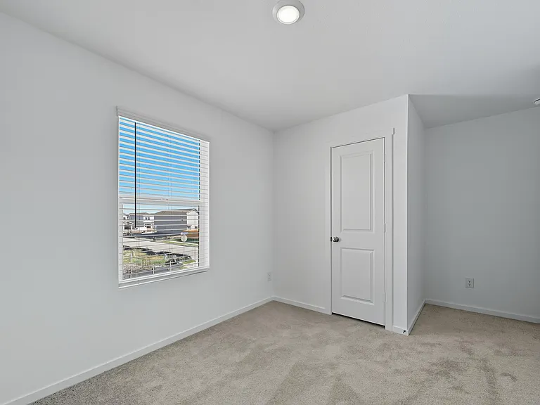 823 Sandhill Crane Ln — Photo 11
