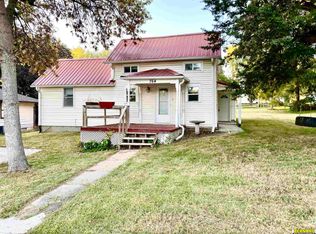 764 6th St, Syracuse, NE 68446