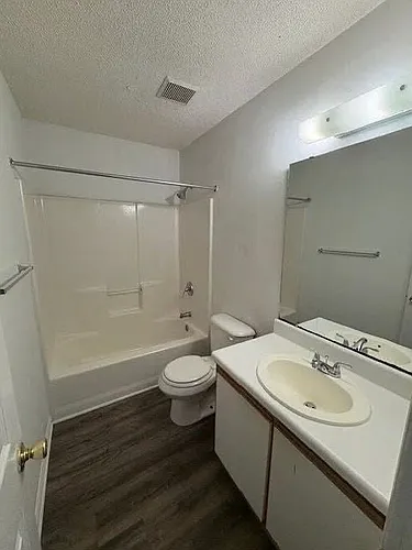 2001 Tower Pl #C Photo 1