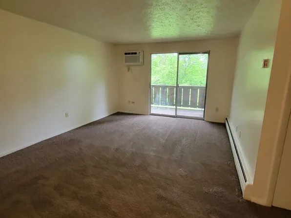 1454 W River Rd N APT S, Elyria, OH 44035