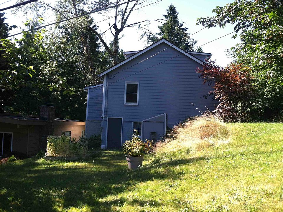 2nd image of 9420 17th Ave NE