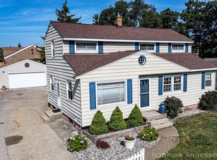 3551 Parkland Ave SW, Wyoming, MI 49509