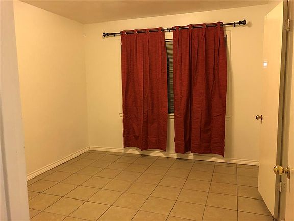 5th image of 8622 N Prichett Dr