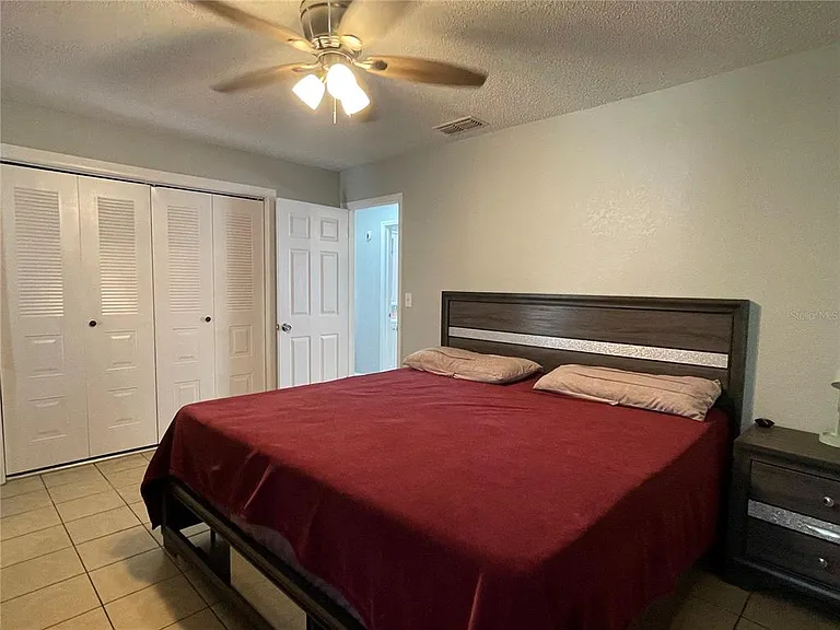 8910 Elm Leaf Ct — Photo 23