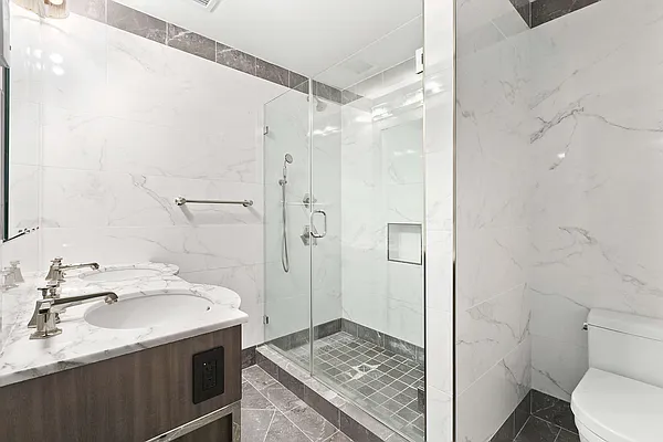 Rented by Compass | media 55