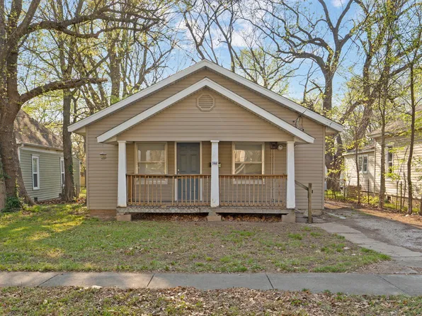 1223 N Rogers Avenue, Springfield, MO 65802