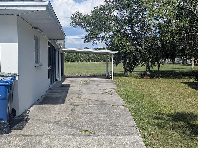 4155 Prudence Dr — Photo 32