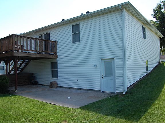 3rd image of 1707 McKay Ct