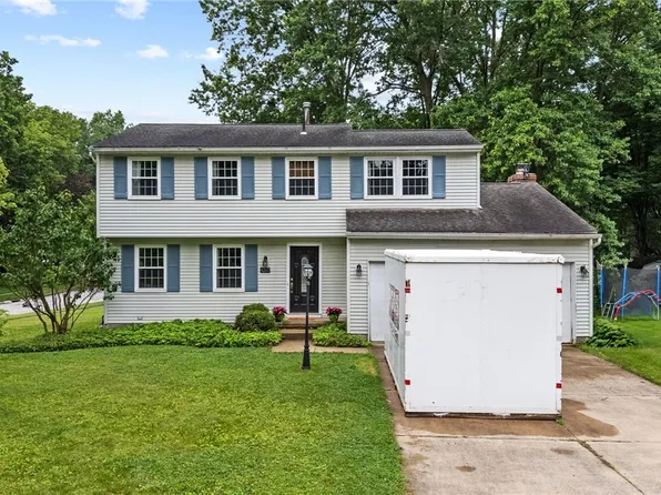 4207 Leewood Rd, Stow, OH 44224