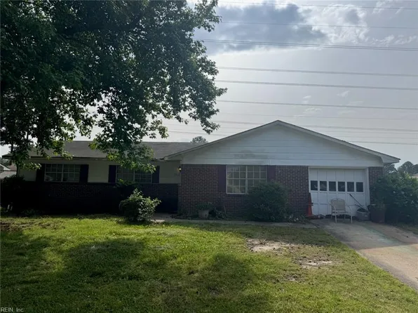 3512 Maori Dr, Chesapeake, VA 23321