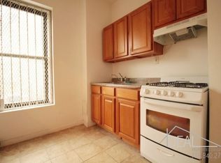 726 Degraw St #2B, Brooklyn, NY 11217