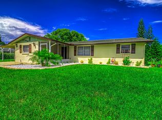 748 Clematis Rd, Venice, FL 34293