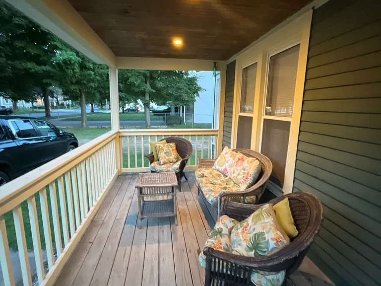 Nelson Ave — Photo 11