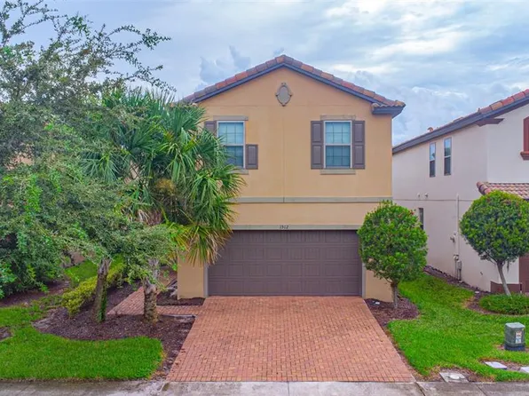 1512 Mumbai Way, Kissimmee, FL 34747