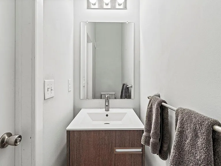 418 Fairmount Ave — Photo 19