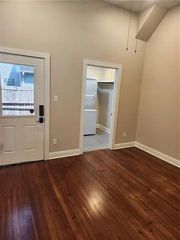2127 Franklin Ct — Photo 7