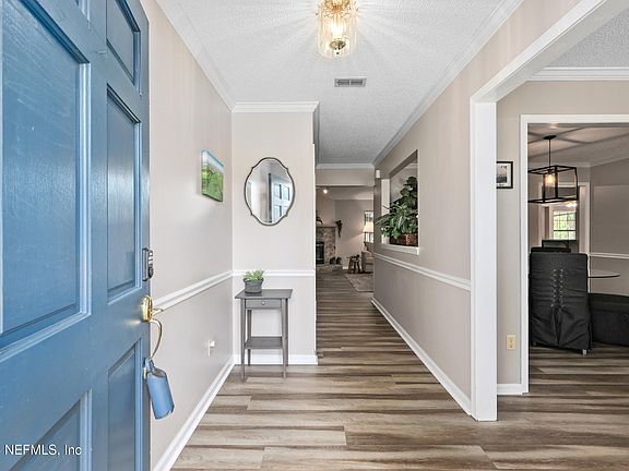 4th image of 12656 MEADOWSWEET Lane