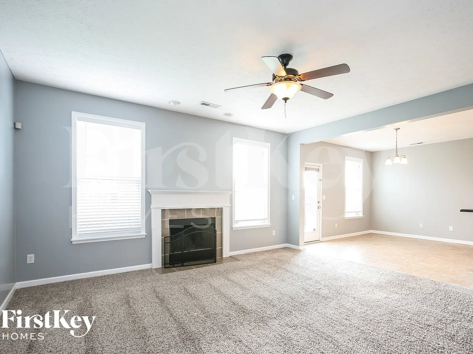 4 bed, 2.5 bath, 2570 sqft, $2,370 — Photo 3