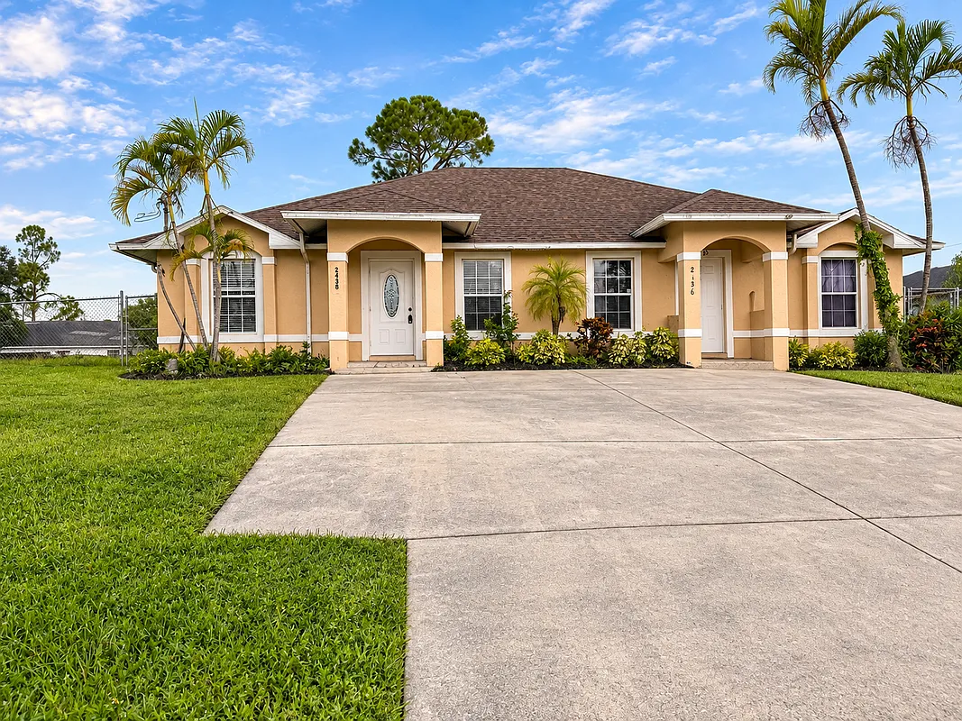 3 bed, 2.0 bath, 1125 sqft, $1,500 — Photo 1