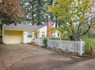 13619 SE Salmon St, Portland, OR