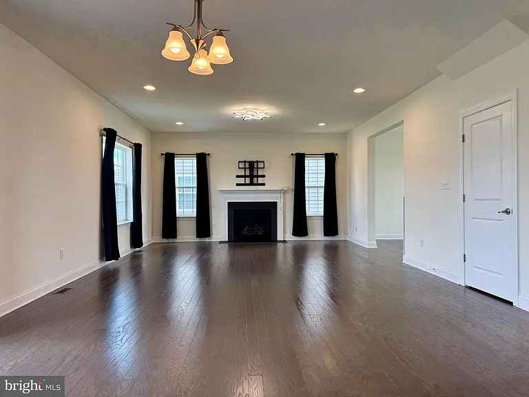 636 McCracken Dr — Photo 8