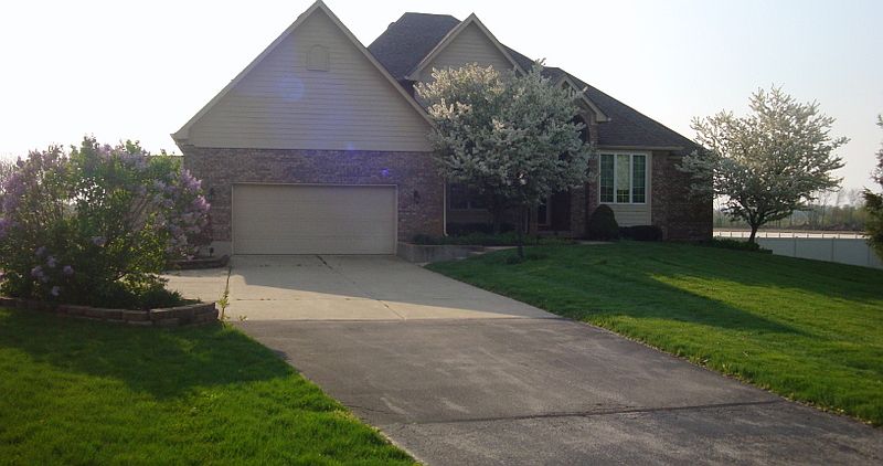 Excellent Curb Appeal