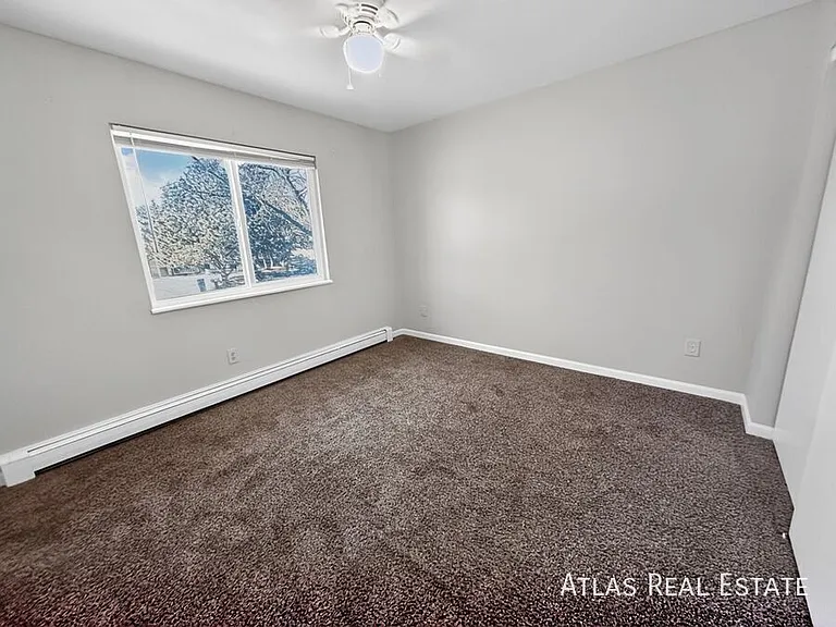 4357 N Chestnut St #202 — Photo 15