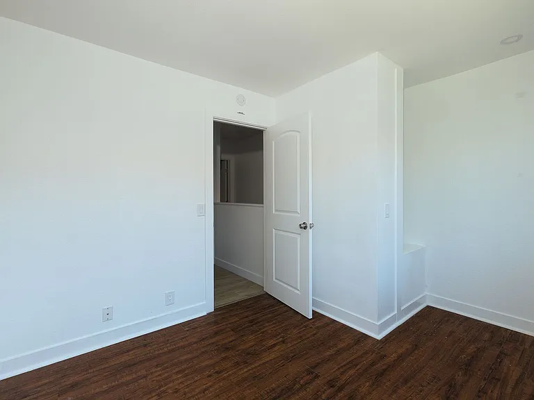 4578 Saviers Rd — Photo 16