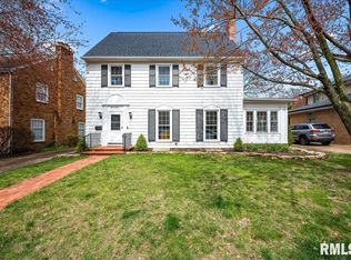 305 W Hollyridge Cir, Peoria, IL 61614