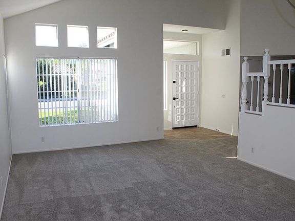 3rd image of 1608 Avenida Andante