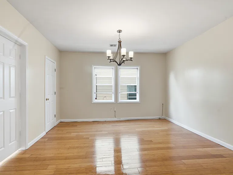 26 Seymour Ave #3 — Photo 3