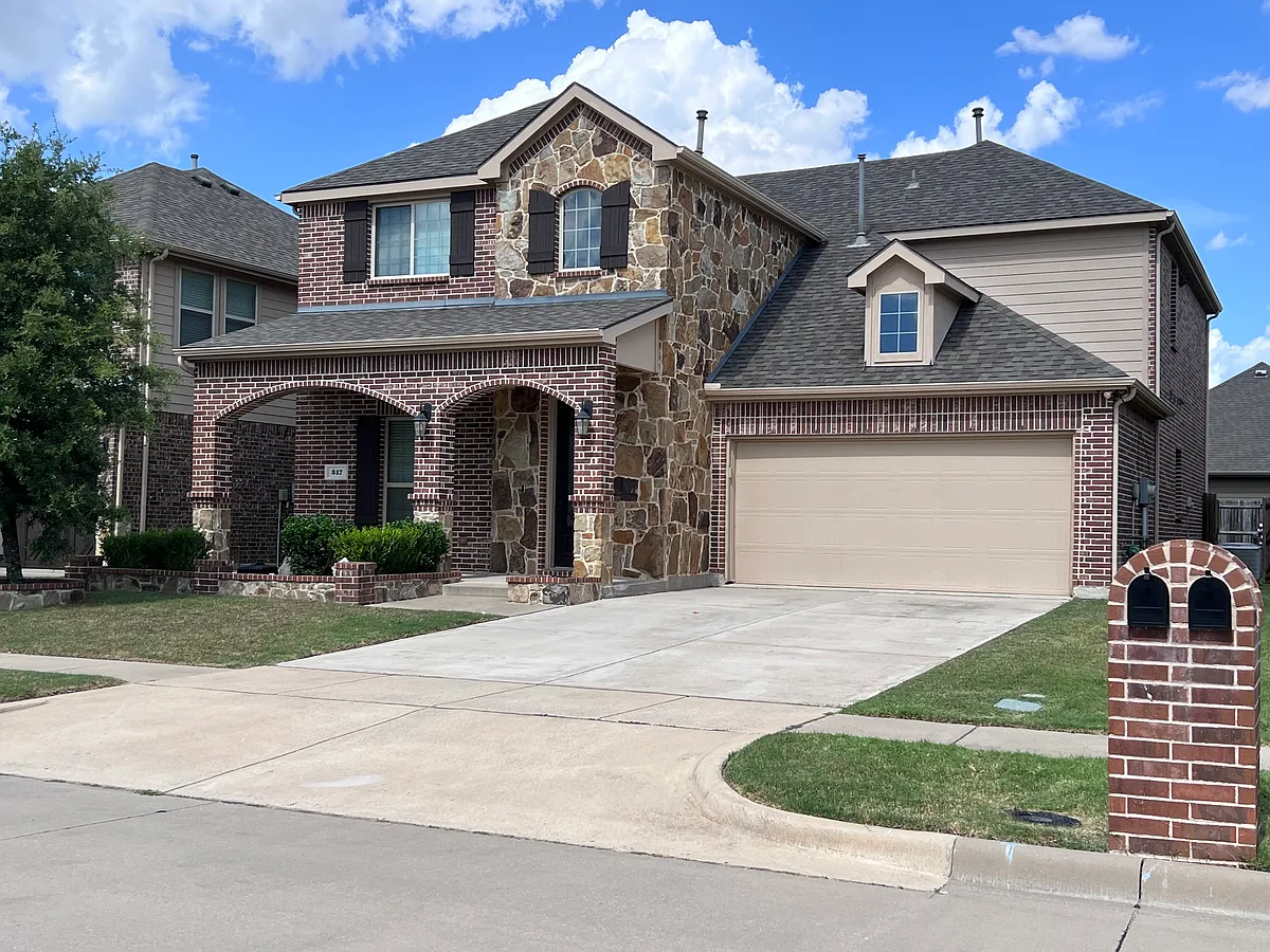 1.Elevation - 317 Harcourt Ave