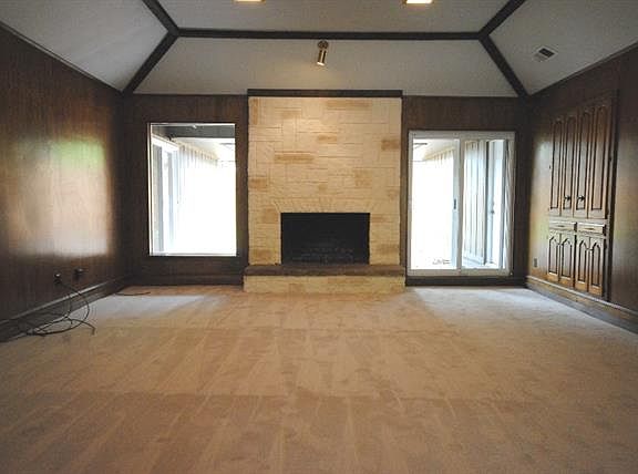 2nd image of 2516 Glencliff Dr