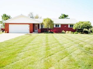 6120 Corduroy Rd, Oregon, OH 43616