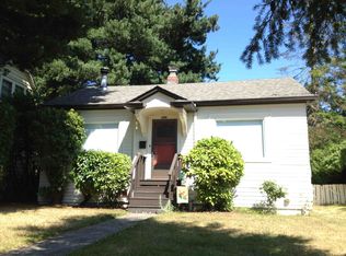 8820 12th Ave NE, Seattle, WA 98115