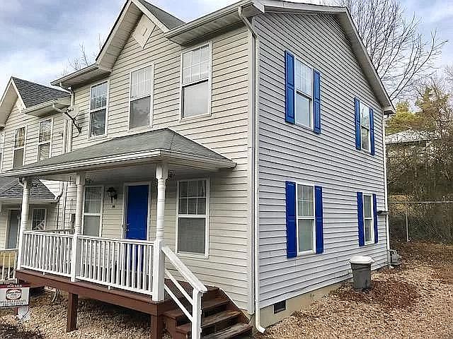 1st image of 223 Senseney Ln