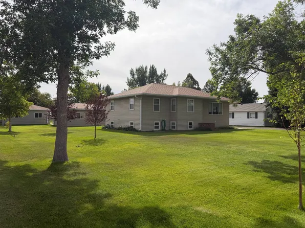 901 N Central Ave, Sidney, MT 59270