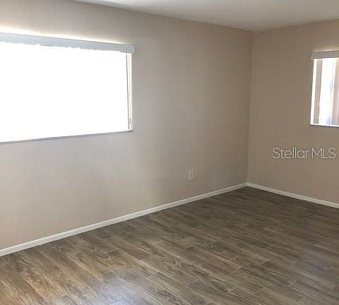 5th image of 2086 S Druid Cir